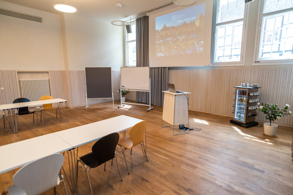 Markthalle_Herford_Veranstaltungsraum 2 Markthalle Herford Veranstaltungsraum Leinwand